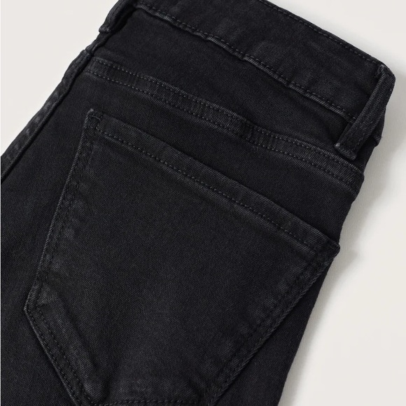 Mangor Medium-rise Flare Jeans - Picture 4 of 7